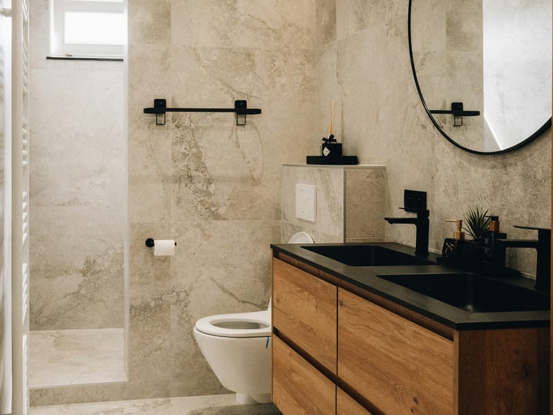 Maplewood primary bath — Bathroom remodel